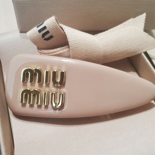 miumiu - miu miu♡ヘアクリップ♡新色ピンクの通販 by ハピベル