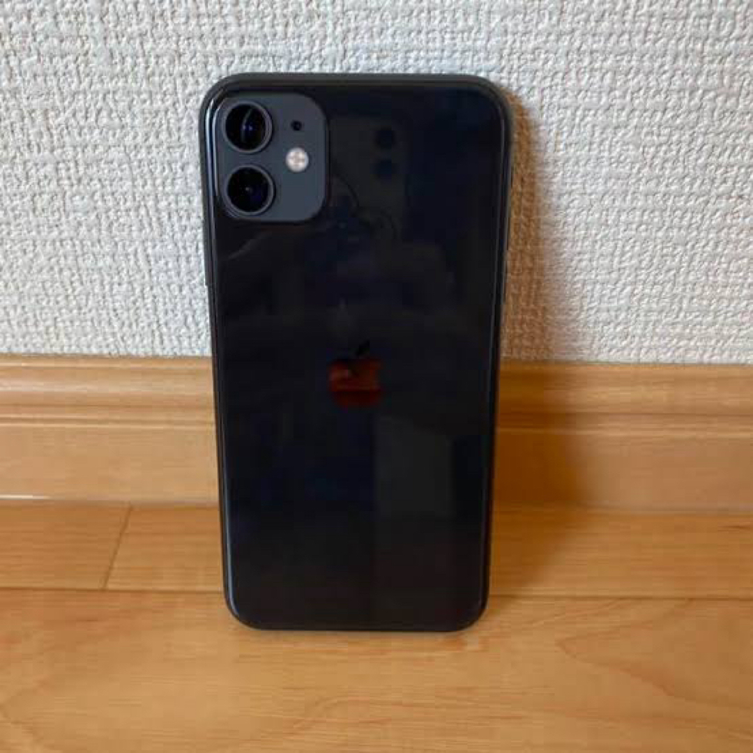 iPhone - iPhone 11 ブラック 64 GB auの通販 by いの's shop｜アイ