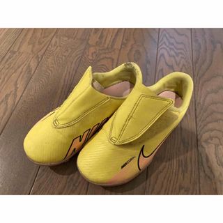 ナイキ(NIKE)のNIKE サッカー　トレーニングシューズ　18.5cm(スニーカー)