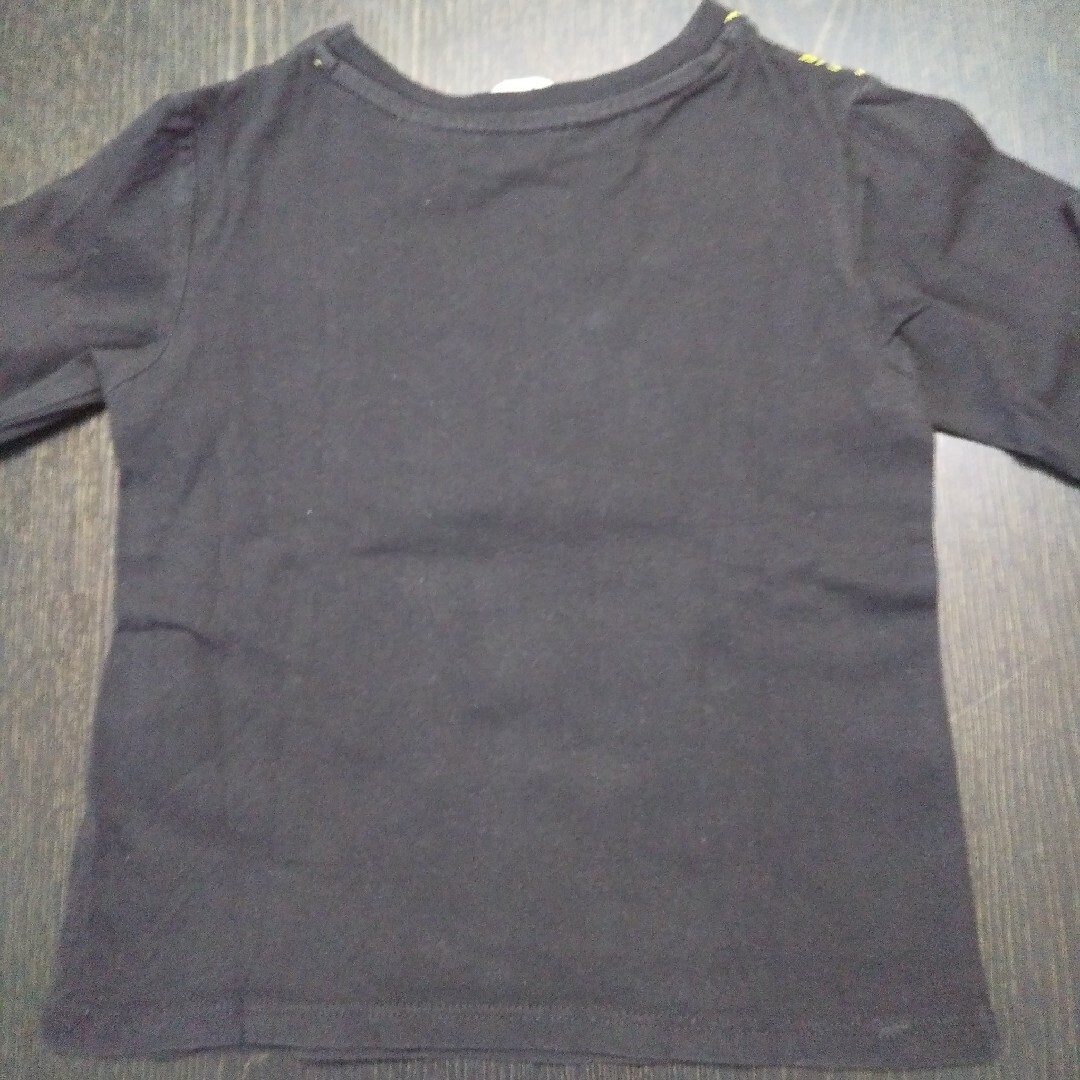 H&M(エイチアンドエム)のH&M バットマン長袖Tシャツsize90 キッズ/ベビー/マタニティのキッズ服男の子用(90cm~)(Tシャツ/カットソー)の商品写真