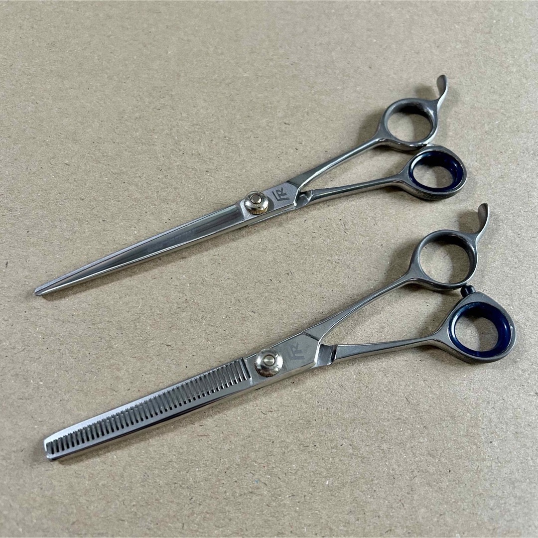 🐩✂️トリミング用シザー 2本セット ハサミ トリマー (シザーリング付き) | フリマアプリ ラクマ
