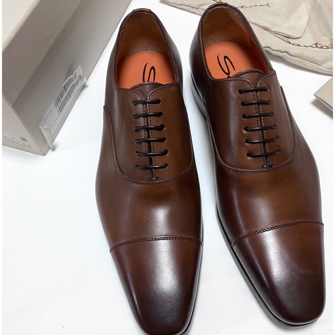 Santoni(サントーニ)の新品 UK6 santoni ストレートチップ 革靴 9904 メンズの靴/シューズ(ドレス/ビジネス)の商品写真