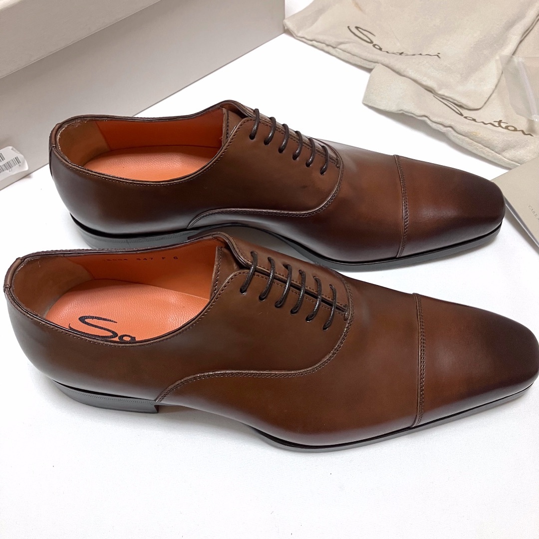 Santoni(サントーニ)の新品 UK6 santoni ストレートチップ 革靴 9904 メンズの靴/シューズ(ドレス/ビジネス)の商品写真