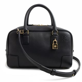 ロエベ（ゴールド/金色系）の通販 500点以上 | LOEWEを買うならラクマ