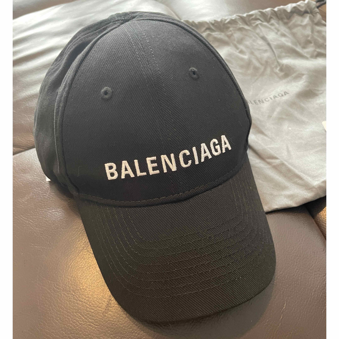 BALENCIAGA ロゴキャップ 美品-