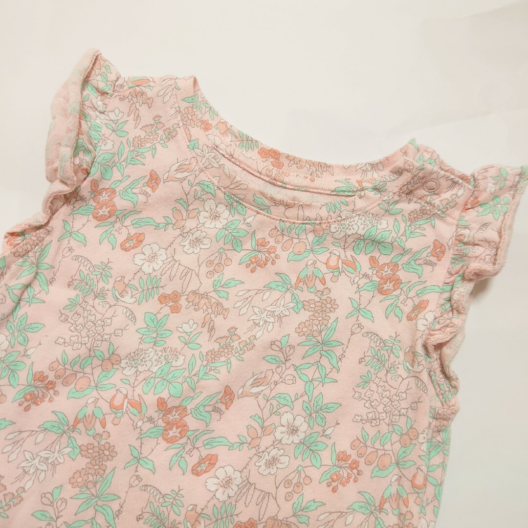 babyGAP(ベビーギャップ)の【90cm】babyGap 子供服 ベビーギャップ ロンパース 女の子  花柄 キッズ/ベビー/マタニティのキッズ服女の子用(90cm~)(Tシャツ/カットソー)の商品写真