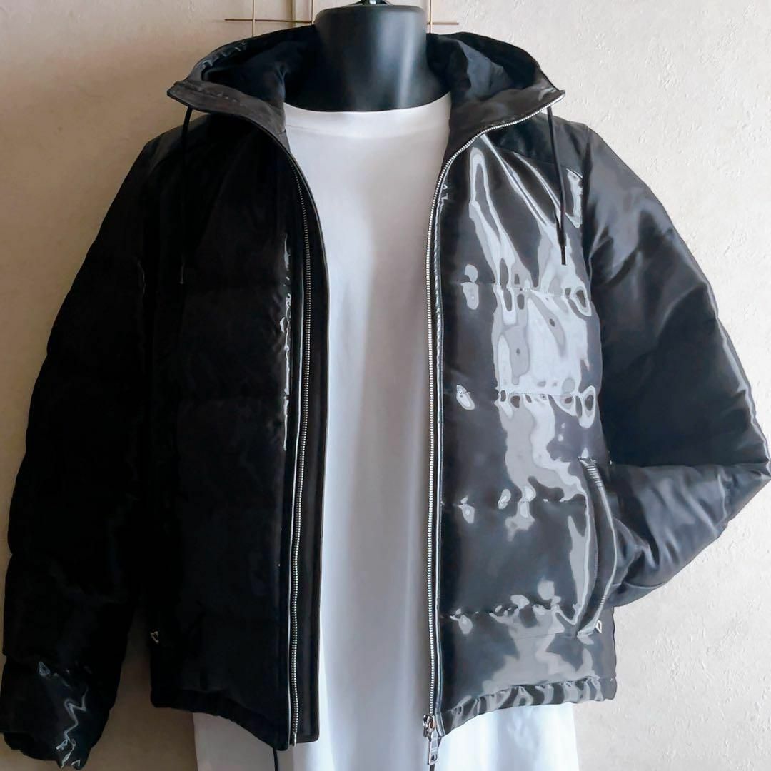 PRADA プラダ ダウンジャケット レザー 革 特殊加工 黒 メタリック 46