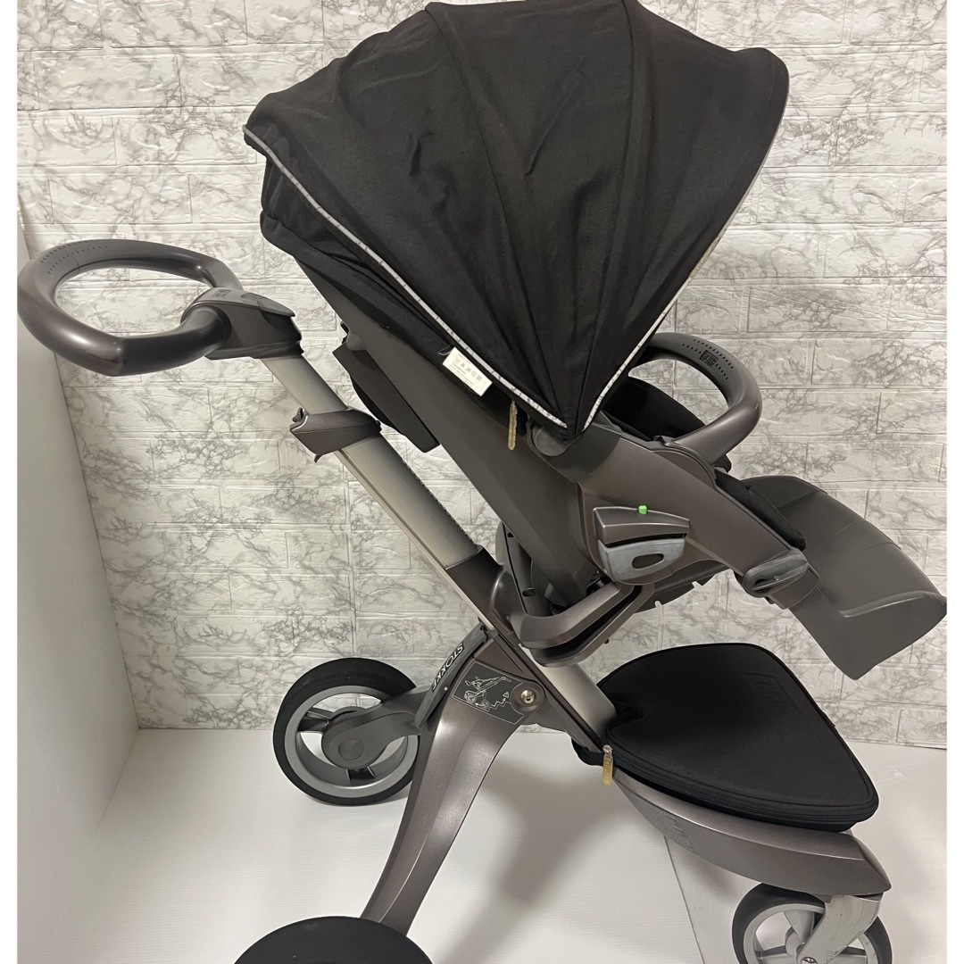 Stokke(ストッケ)の高級　大人気　ストッケ　STOKKE エクスプローリー　安心感　石原さとみ キッズ/ベビー/マタニティの外出/移動用品(ベビーカー/バギー)の商品写真