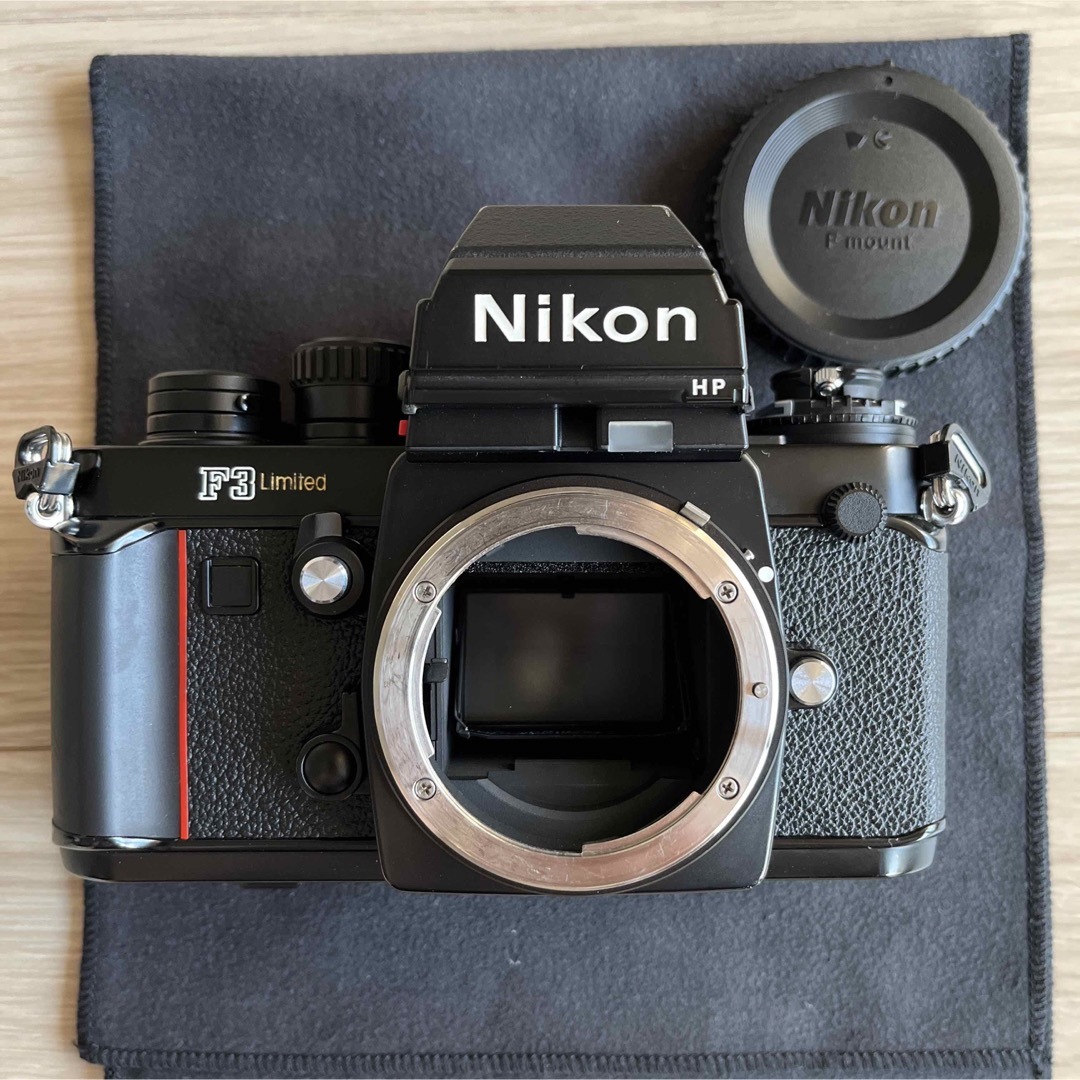 Nikon(ニコン)のニコン F3 Limited 限定版 + MD-4モータードライブ スマホ/家電/カメラのカメラ(フィルムカメラ)の商品写真