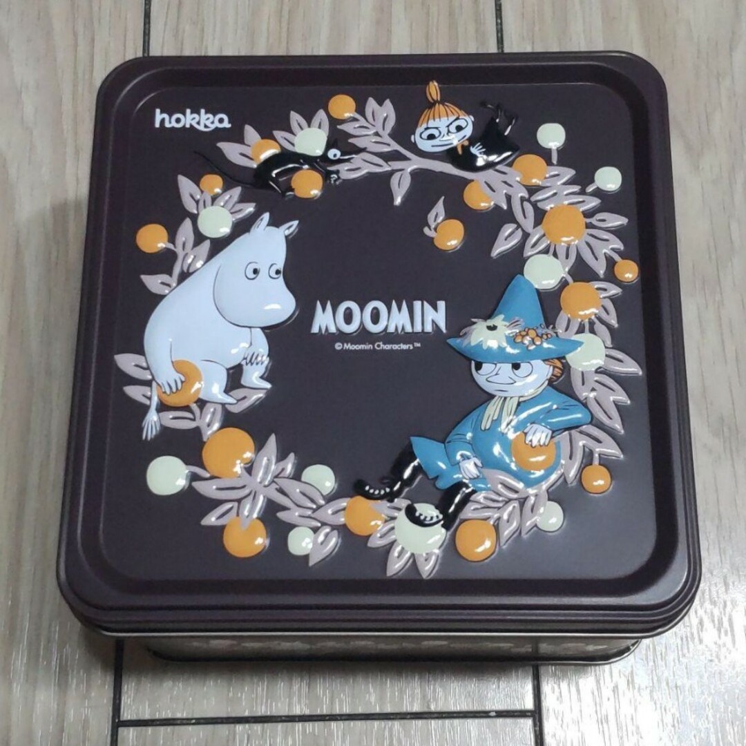 MOOMIN(ムーミン)のMOOMIN　hokka　クッキー缶　空き缶　ムーミン　ホッカ　北陸製菓 インテリア/住まい/日用品のインテリア小物(小物入れ)の商品写真