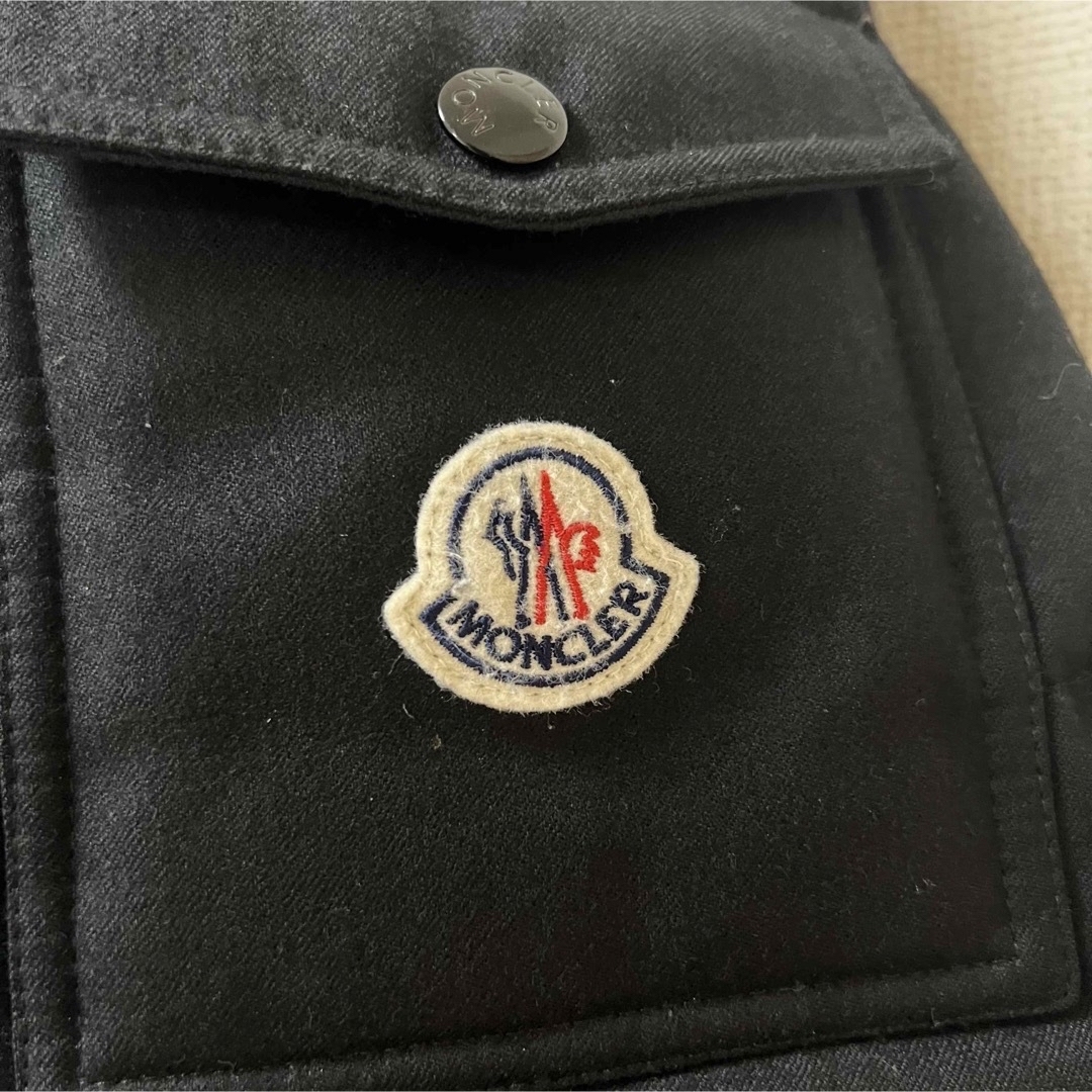 MONCLER(モンクレール)のモンクレール MONCLER ダウンジャケット モンジュネーブル メンズのジャケット/アウター(ダウンジャケット)の商品写真