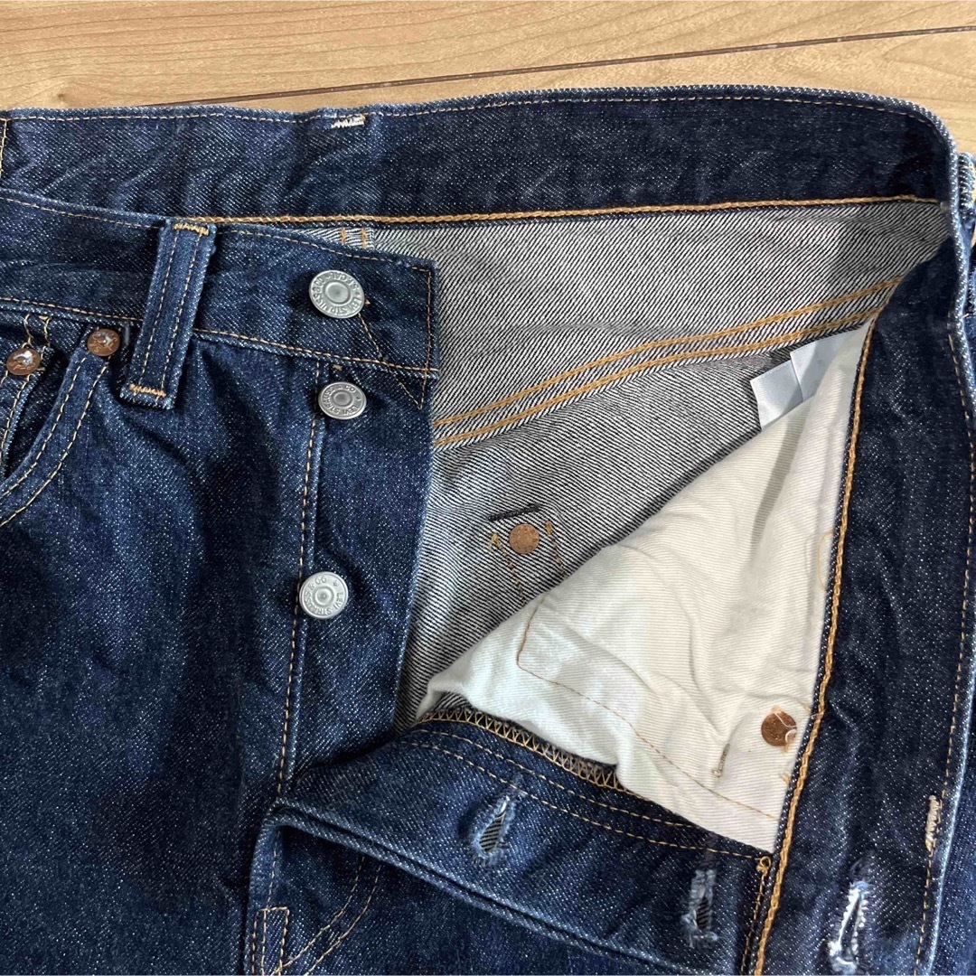 501(ゴーマルイチ)のLevis リーバイス 1947年復刻 501XX 47501-0168 LVC メンズのパンツ(デニム/ジーンズ)の商品写真