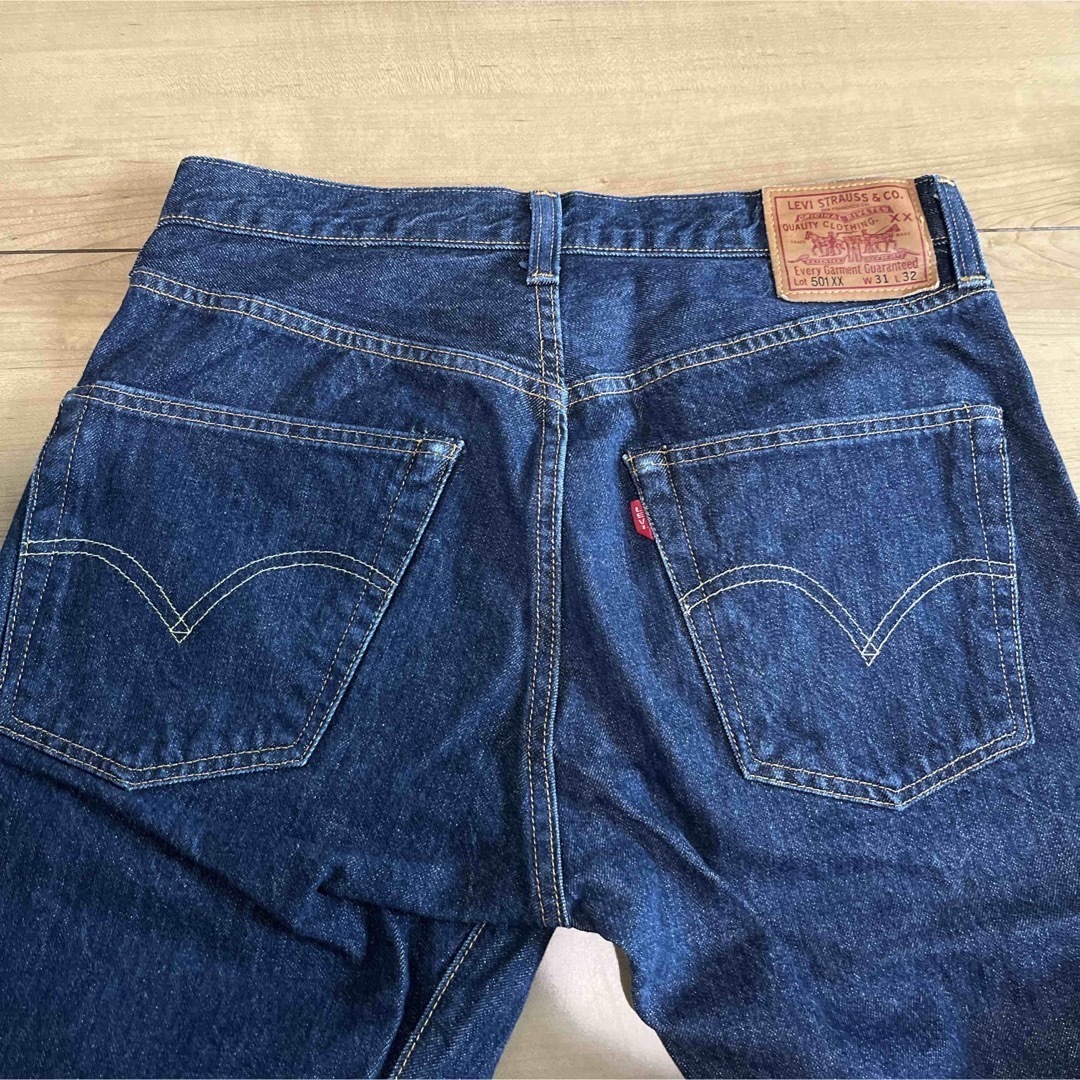 501(ゴーマルイチ)のLevis リーバイス 1947年復刻 501XX 47501-0168 LVC メンズのパンツ(デニム/ジーンズ)の商品写真