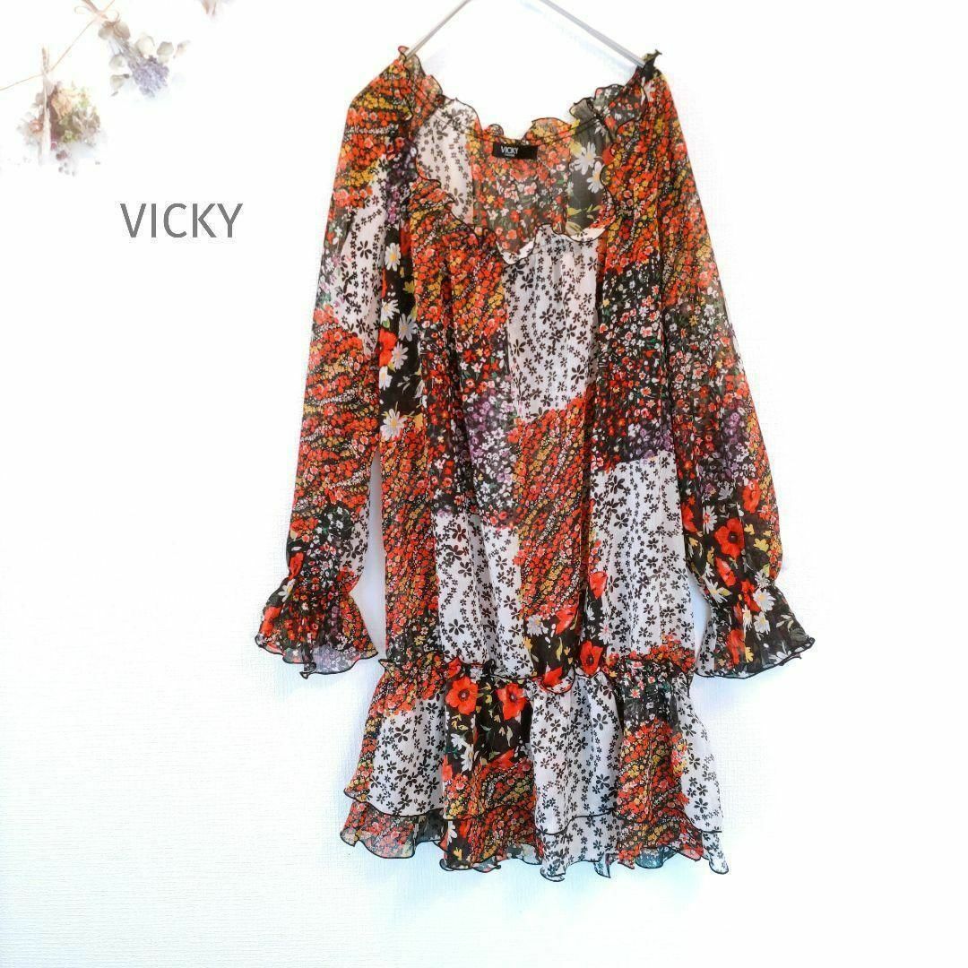 VICKY(ビッキー)のVICKY／ビッキー／1／S相当　花柄総柄　シースルーシャーリングチュニック レディースのトップス(チュニック)の商品写真