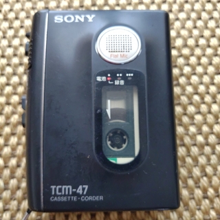 ソニー(SONY)のSONY カセットレコーダー　TCM-47(ポータブルプレーヤー)