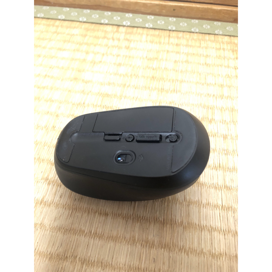 Microsoft(マイクロソフト)のMicrosoft Sculpt mobile mouse スマホ/家電/カメラのPC/タブレット(PC周辺機器)の商品写真