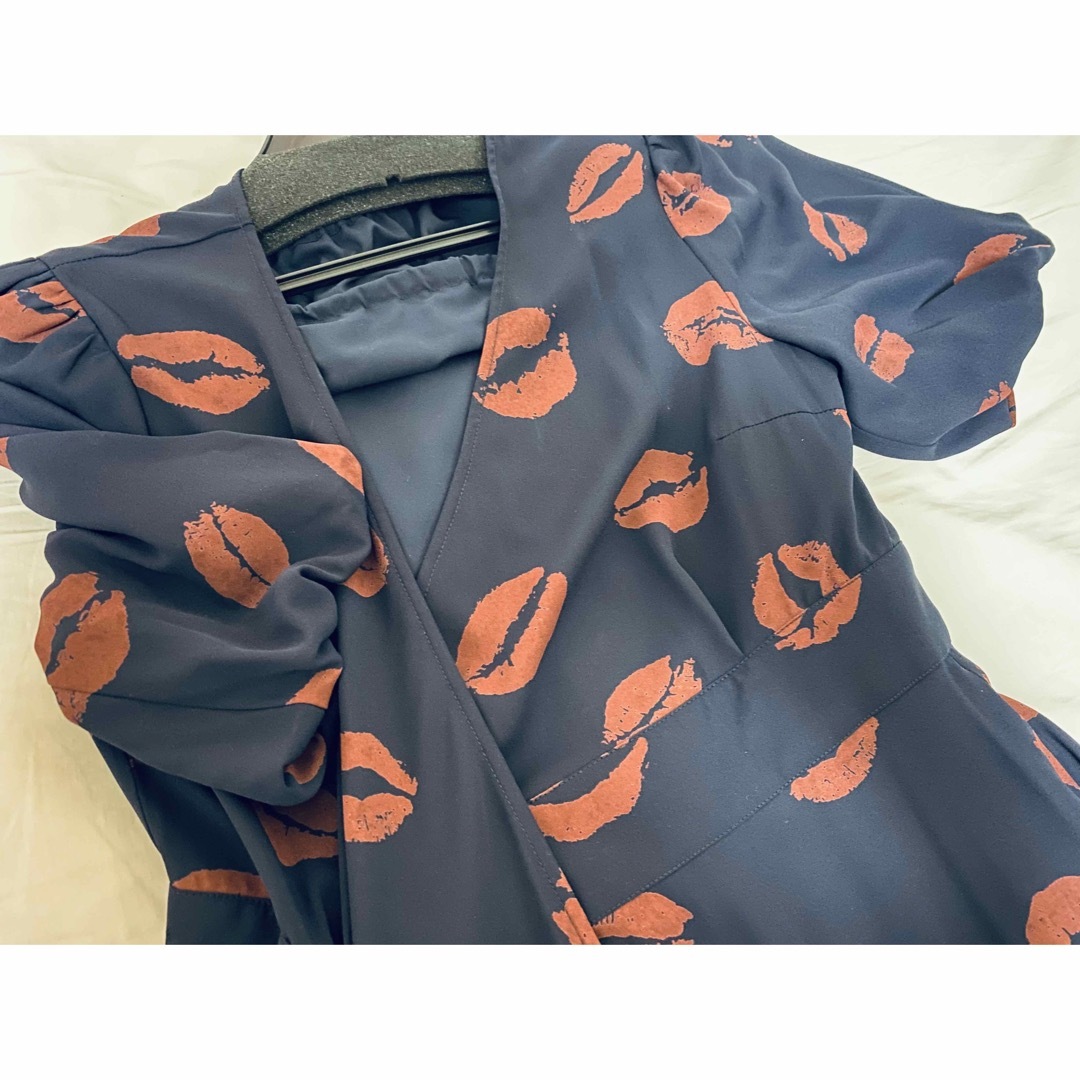 Herlipto Lip-print Warap Dress Navy