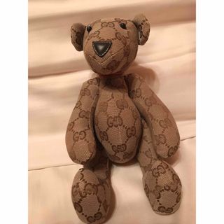 Gucci - 極美品♡GUCCI テディベア GGキャンバス ロゴ刻印首輪 レザー Gucci - 極美品♡GUCCI テディベア GGキャンバス ロゴ刻印首輪 レザー