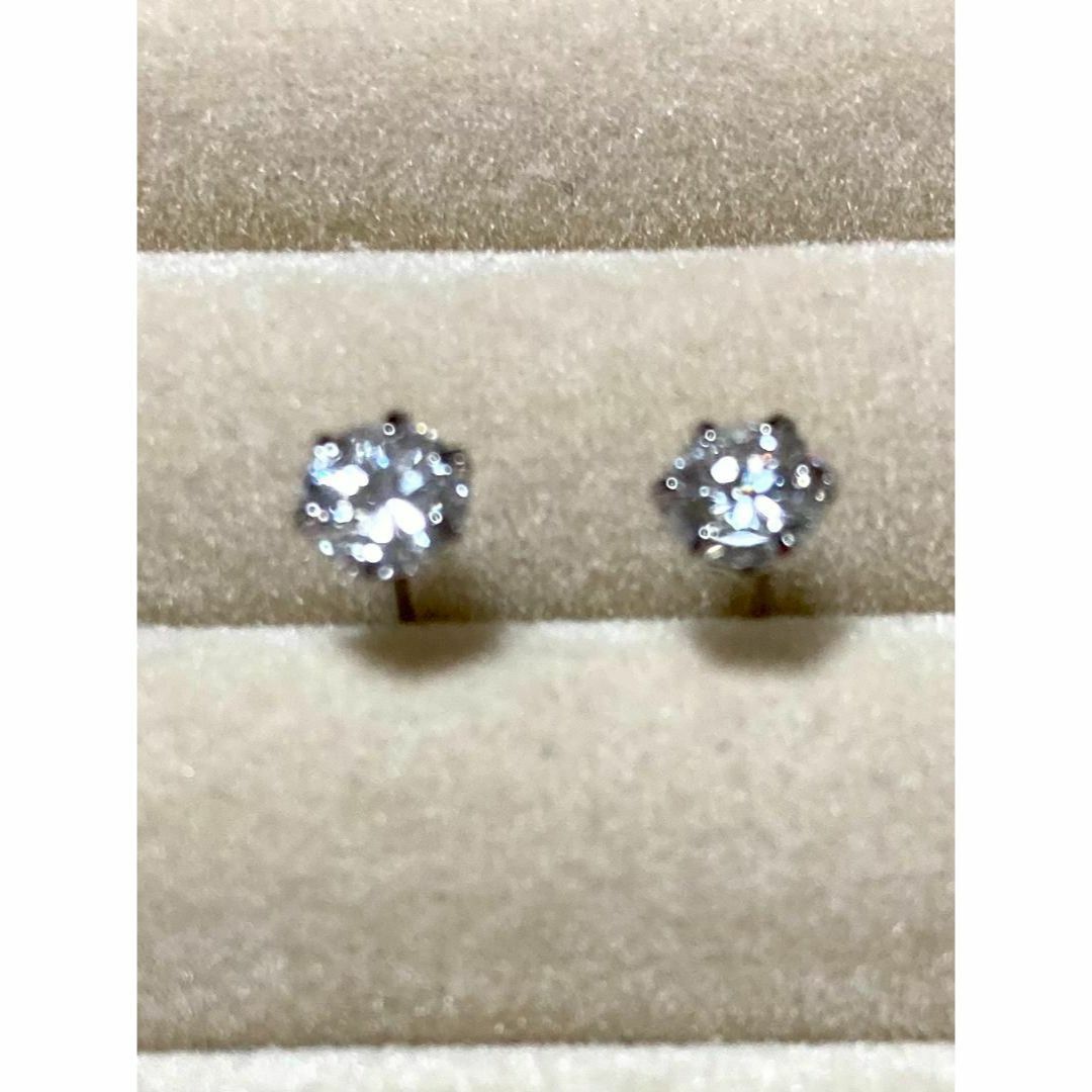 新品　PT天然ダイヤモンドピアス　計０．４ｃｔ　中央宝石研究所