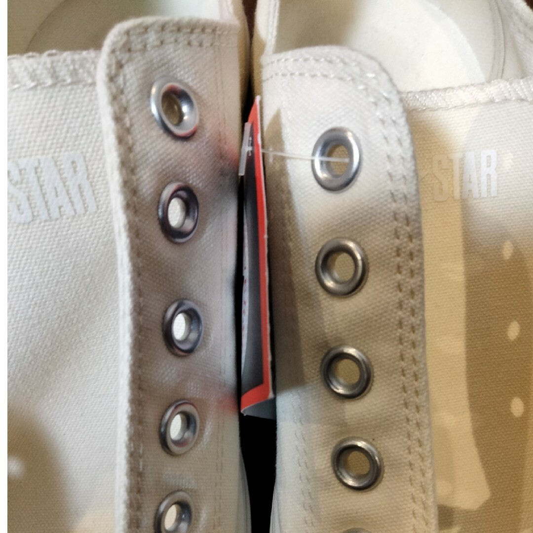 ALL STAR（CONVERSE）(オールスター)のmami様購入済み【新品】CONVERSE　WHITE　24.5センチ レディースの靴/シューズ(スニーカー)の商品写真