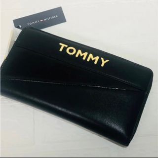 トミーヒルフィガー(TOMMY HILFIGER)の財布 トミー  TOMMY ブラック ロゴ ジップ ウォレット (財布)