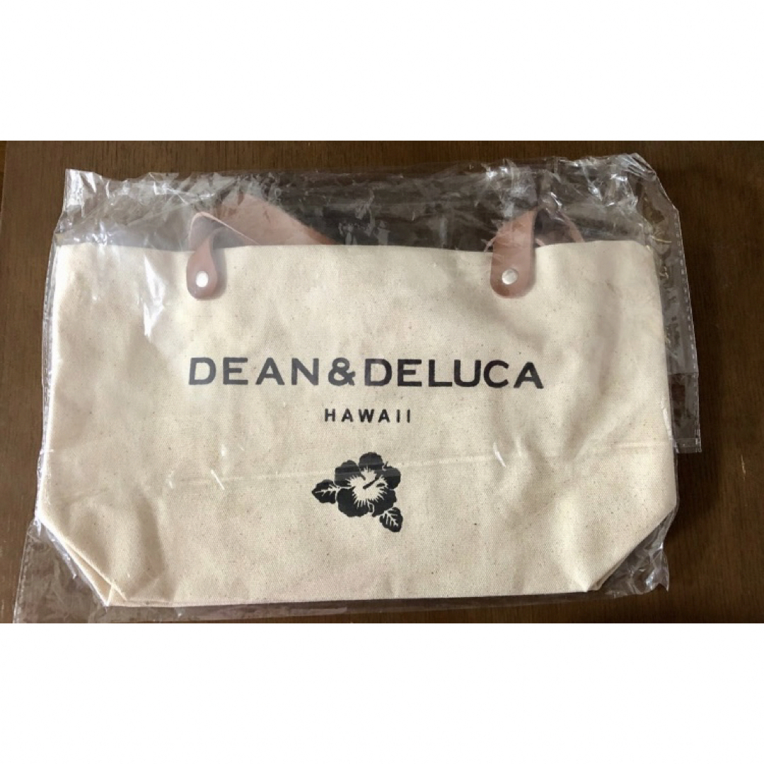 DEAN&DELUCA ハワイ ディーンアンドデルーカトート　ホワイト　ベージュ レディースのバッグ(トートバッグ)の商品写真