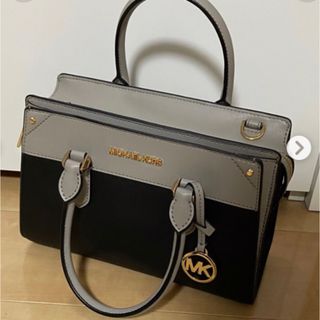 Michael Kors - 【くみっきー様専用ページ】MICHAEL KORS ハンドバッグ