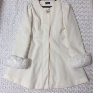 evelyn ショートコート 2022 ピンク ビジューピンつき