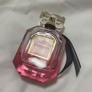 ヴィクトリアズシークレット(Victoria's Secret)のVictoria's Secret ボムシェル  オードパルファム 50ml(香水(女性用))