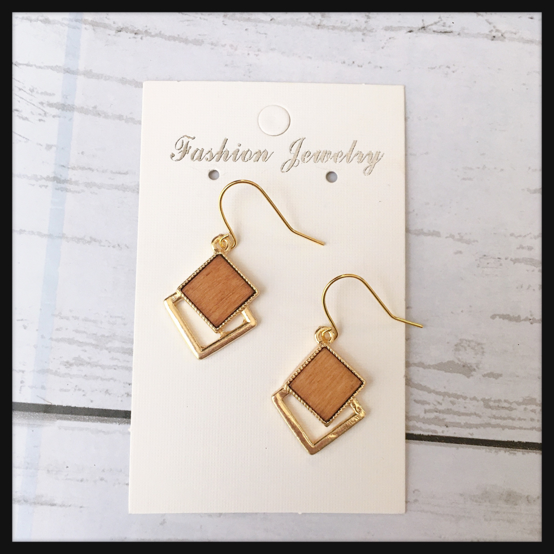 ハンドメイドピアス No.994 handmade pierce | フリマアプリ ラクマ
