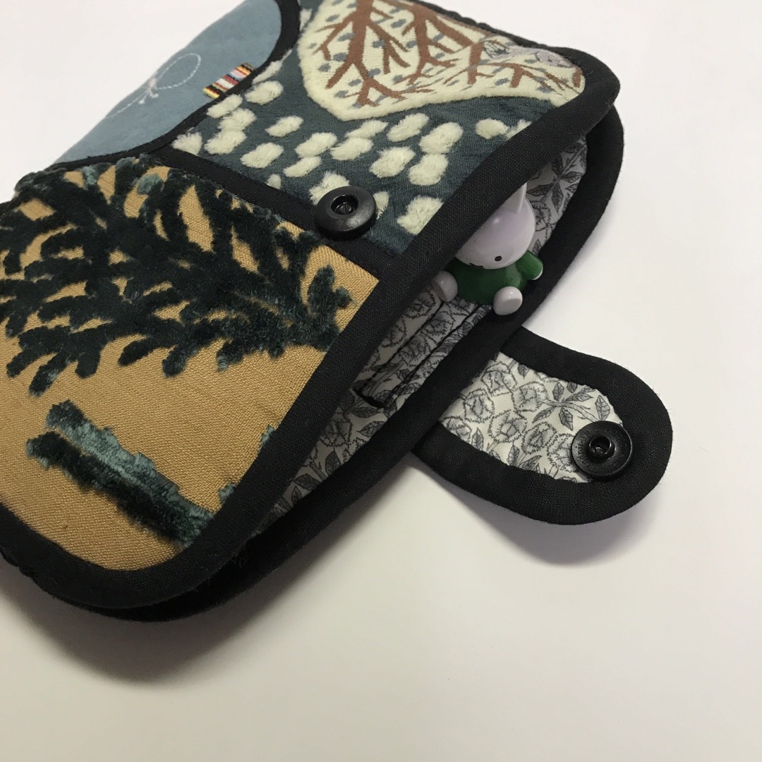 mina perhonen - ミナペルホネン 通帳ケース キルト pollot の通販 by mina perhonen - ミナペルホネン 通帳ケース キルト pollot の通販 by