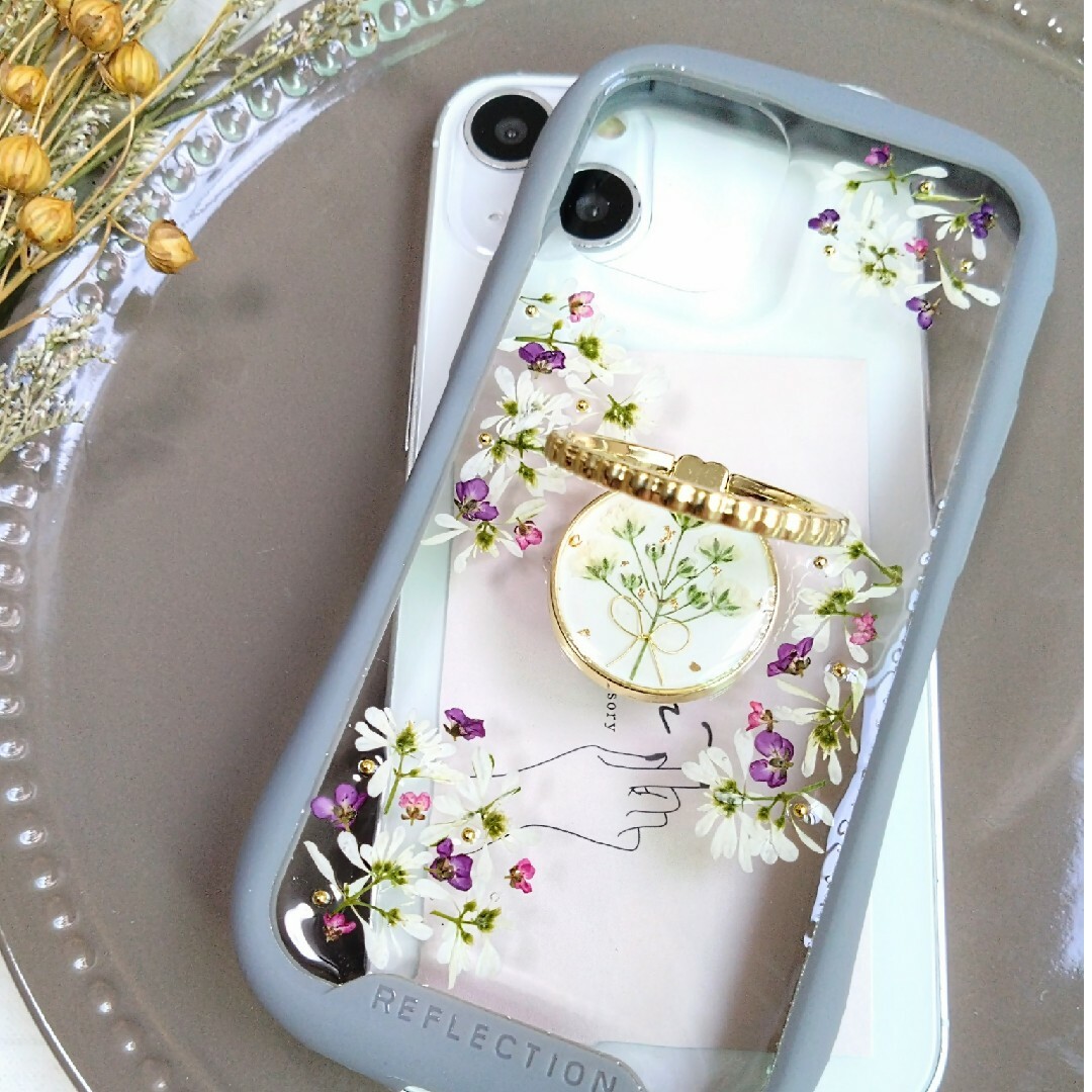 iPhoneケース　スマホケース　ハンドメイド　押し花携帯ケース ハンドメイドのスマホケース/アクセサリー(スマホケース)の商品写真