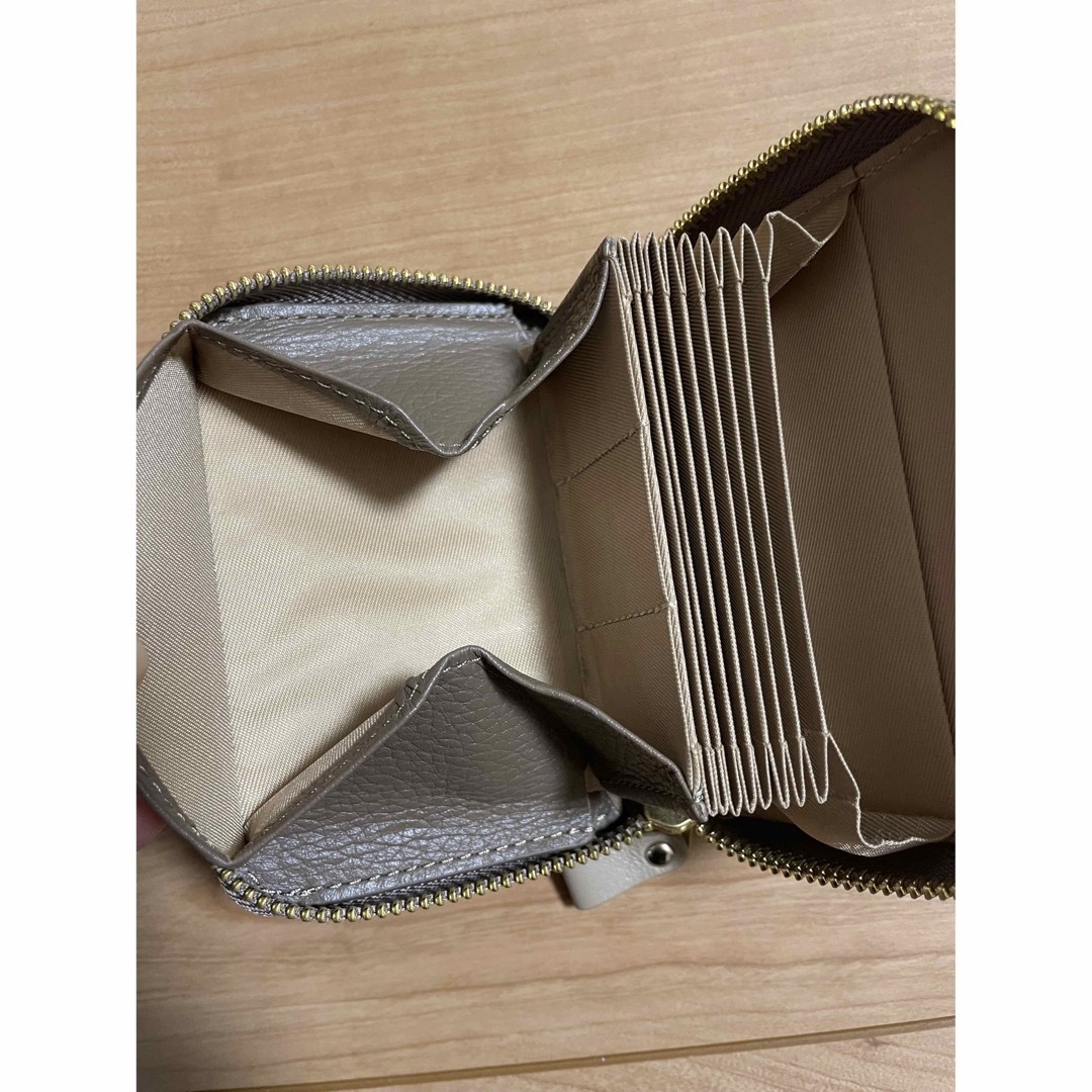 SATTO.  BELLVOお札が折れないミニ財布 レディースのファッション小物(財布)の商品写真