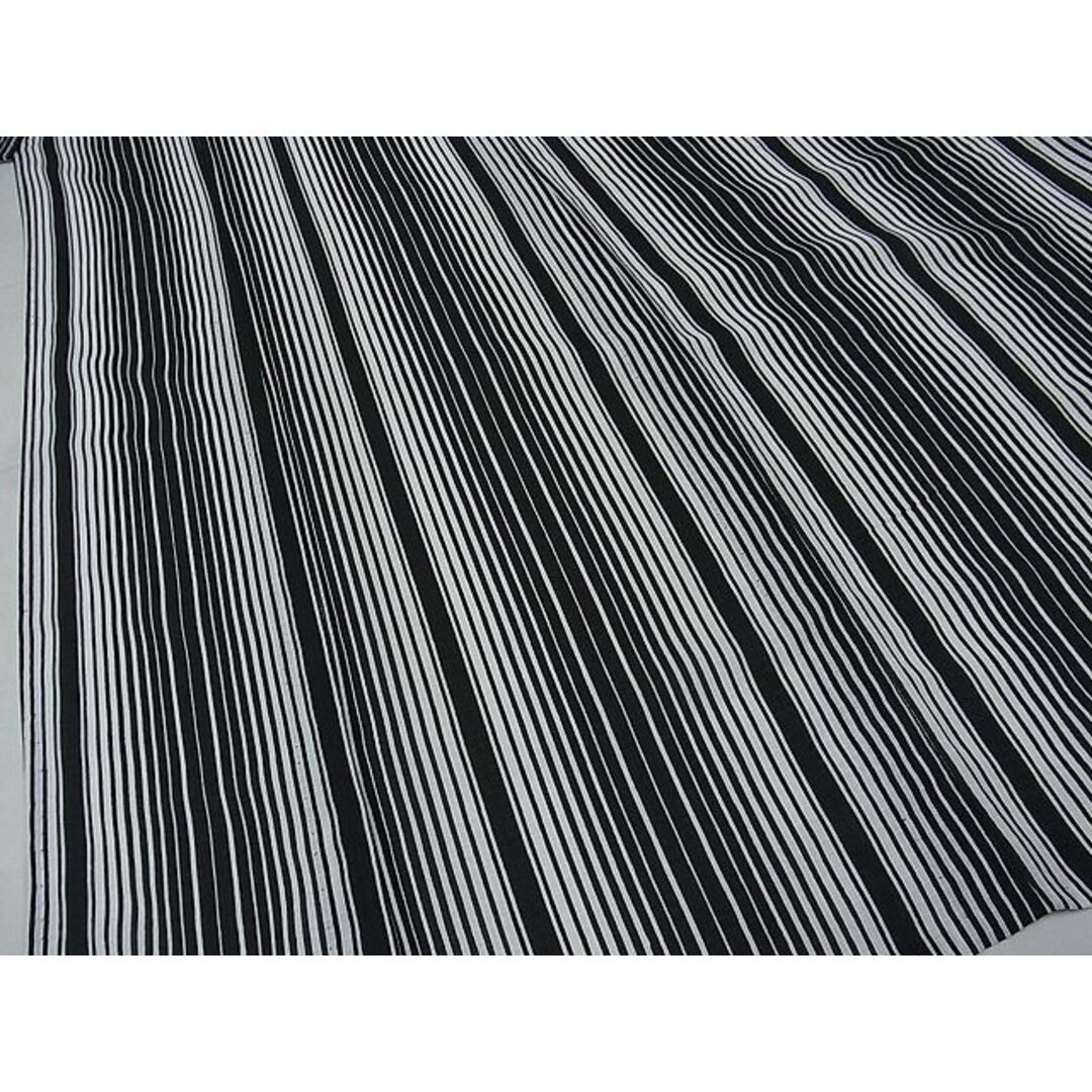 平和屋-こころ店■夏物 小紋 紅梅織 縞 黒地 着丈163.5cm 裄丈67.5cm 洗える着物 B-wt8517