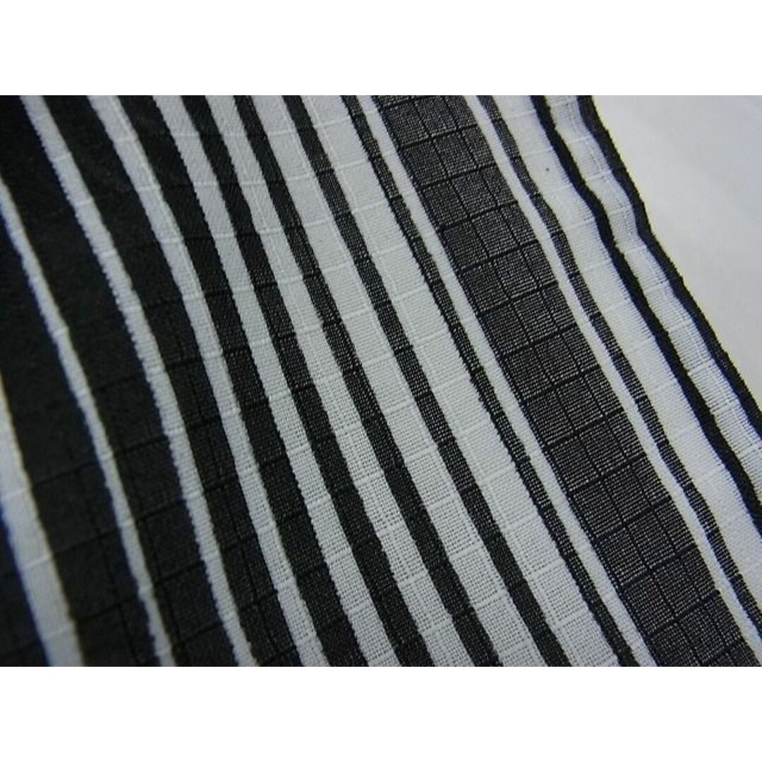 平和屋-こころ店■夏物 小紋 紅梅織 縞 黒地 着丈163.5cm 裄丈67.5cm 洗える着物 B-wt8517
