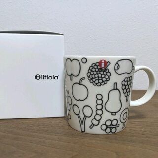 iittala - イッタラ iittala フルッタ マグカップ ブラック 新品の通販