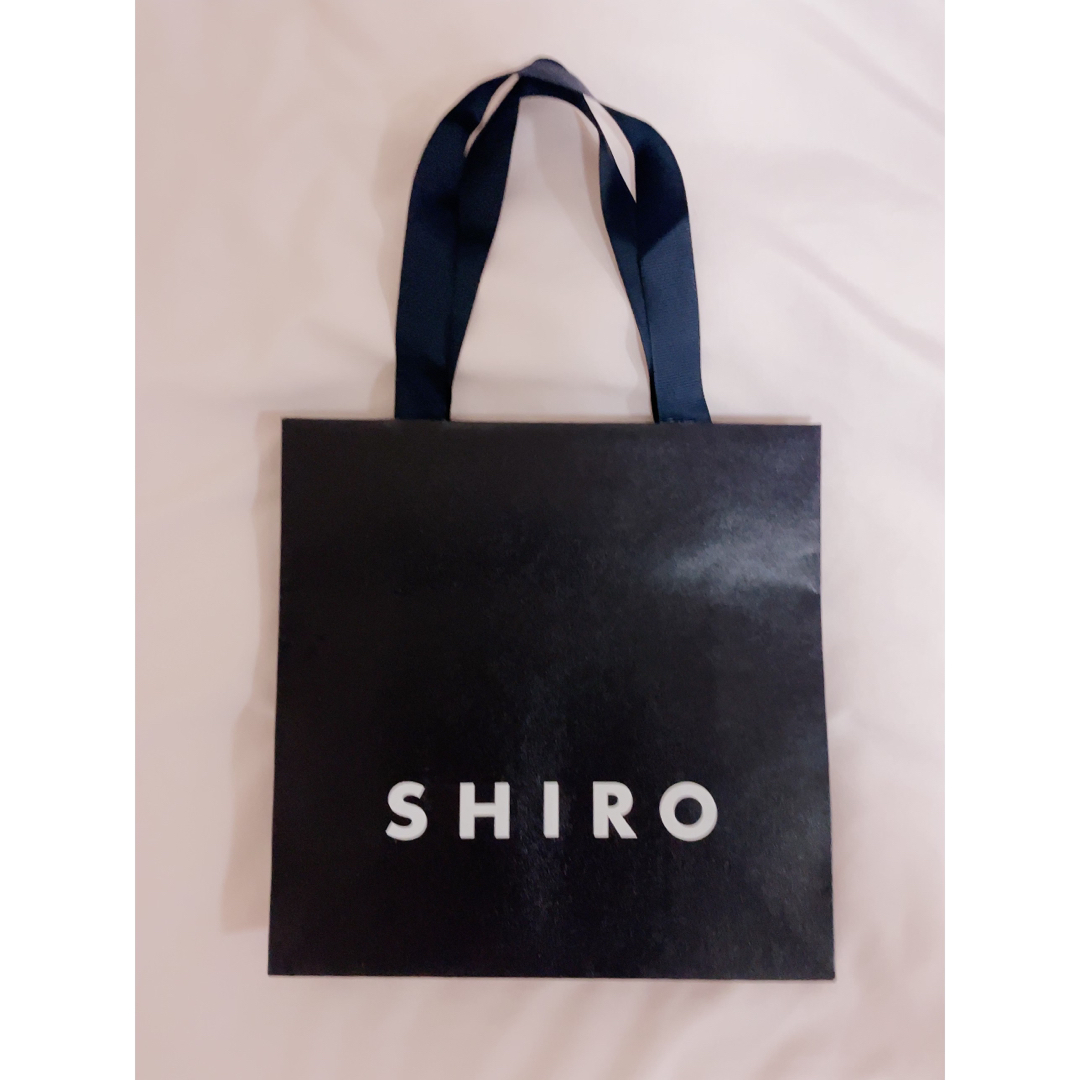 shiro(シロ)のroco＊様専用　shiro / white lily ギフトセット♡ コスメ/美容の香水(香水(女性用))の商品写真