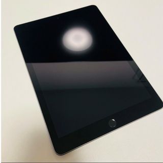 アイパッド(iPad)のipad 第6世代 32gb セルラー(タブレット)