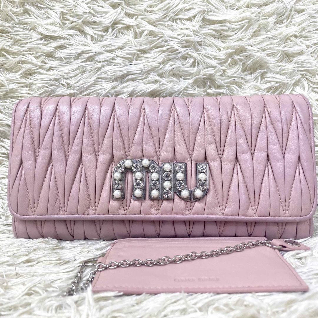 極美品✨ミュウミュウ マテラッセ ビジュー パール 長財布 Wホック ピンク | フリマアプリ ラクマ