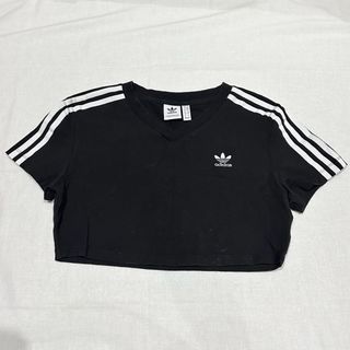 アディダス(adidas)のadidas Tシャツ ブラック(Tシャツ(半袖/袖なし))