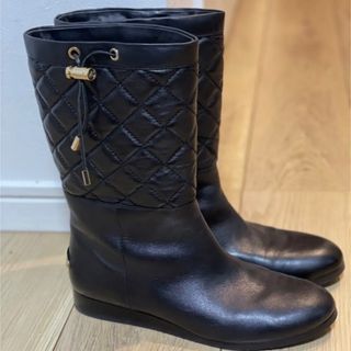 マイケルコース(Michael Kors)の【超美品・正規品】マイケルコース　ブーツ　キルティング　レザー　ブラック(ブーツ)