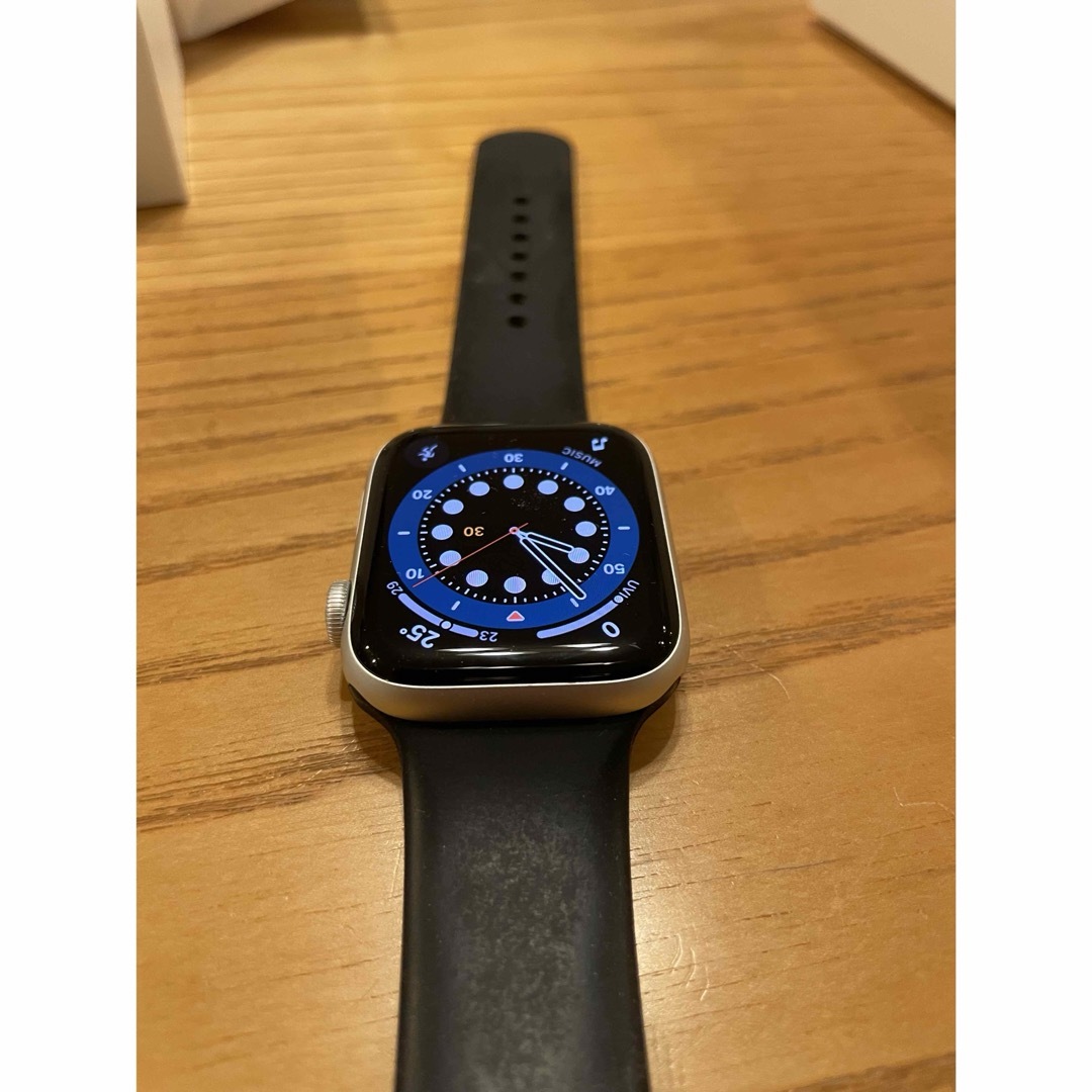 Apple Watch(アップルウォッチ)のApple Watch series5 バッテリー最大92% メンズの時計(腕時計(デジタル))の商品写真