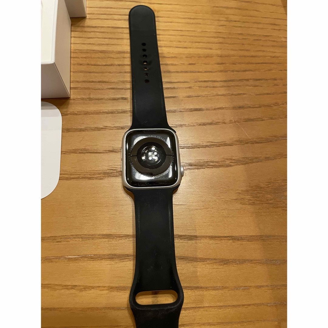 Apple Watch - Apple Watch series5 バッテリー最大92%の通販 by