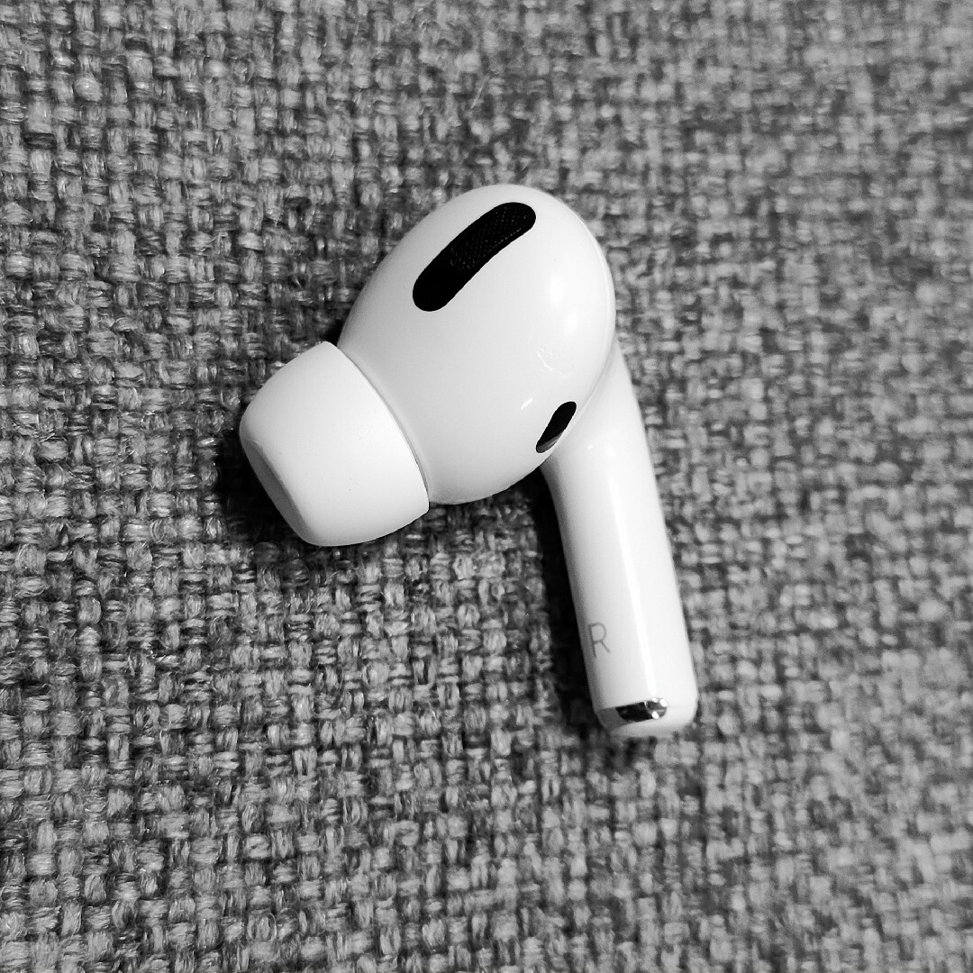 Apple純正AirPods Pro 第二世代 右耳のみ MQD83J/A 片耳 R - イヤホン