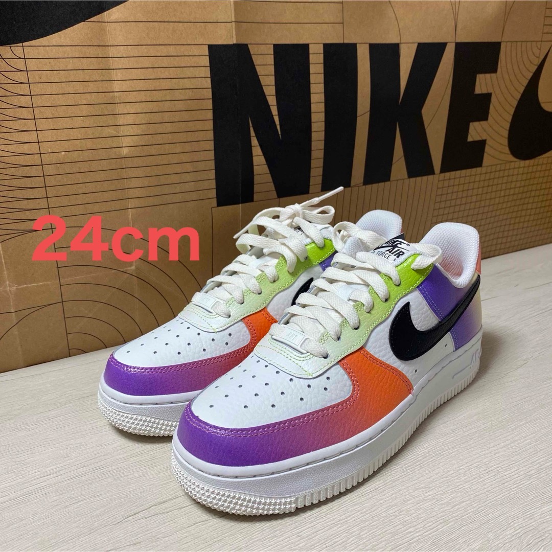 24cm WMNS NIKE AIR FORCE 1 LO '07靴/シューズ