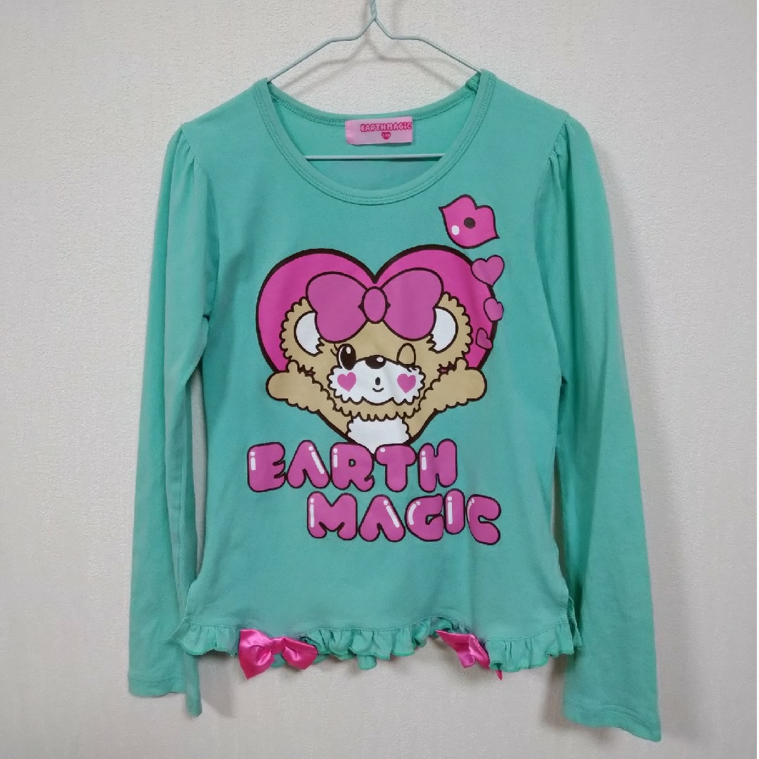 EARTHMAGIC(アースマジック)のロンT キッズ/ベビー/マタニティのキッズ服男の子用(90cm~)(Tシャツ/カットソー)の商品写真