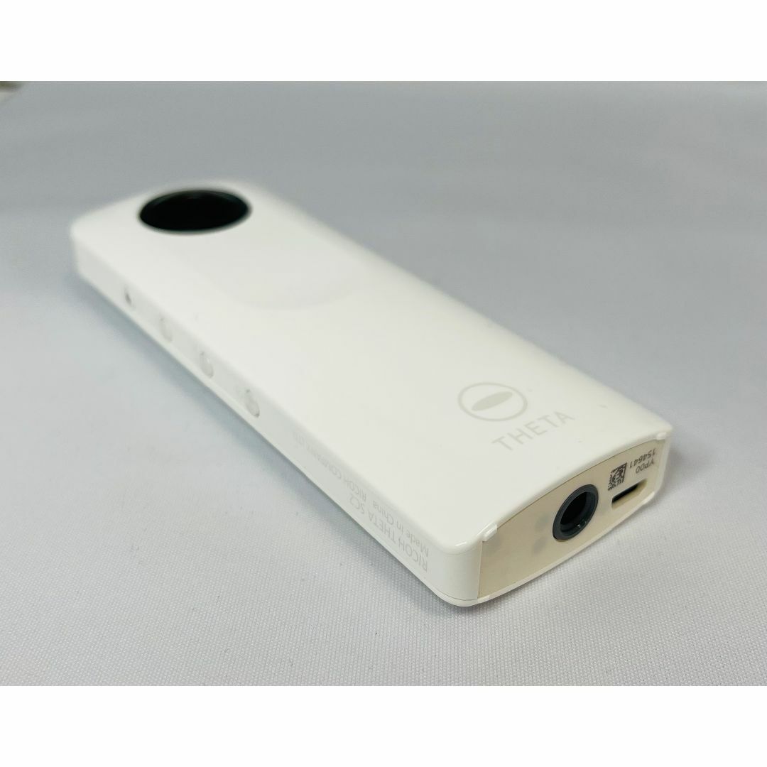 ほぼ新品! RICOH THETA SC2 WHITE ホワイト - ビデオカメラ