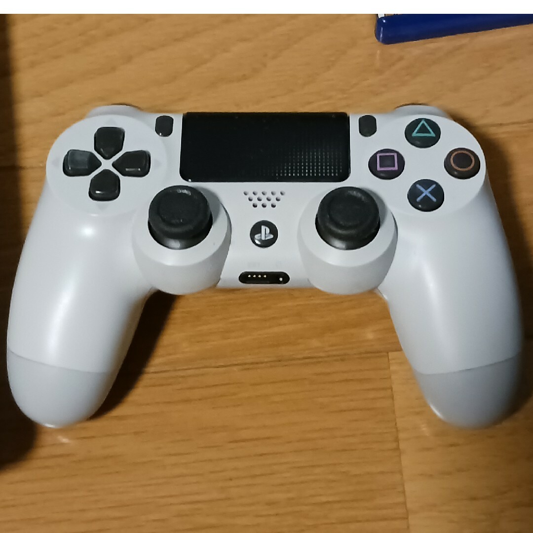 PlayStation4(プレイステーション4)のマサッティオ様専用 エンタメ/ホビーのゲームソフト/ゲーム機本体(家庭用ゲーム機本体)の商品写真