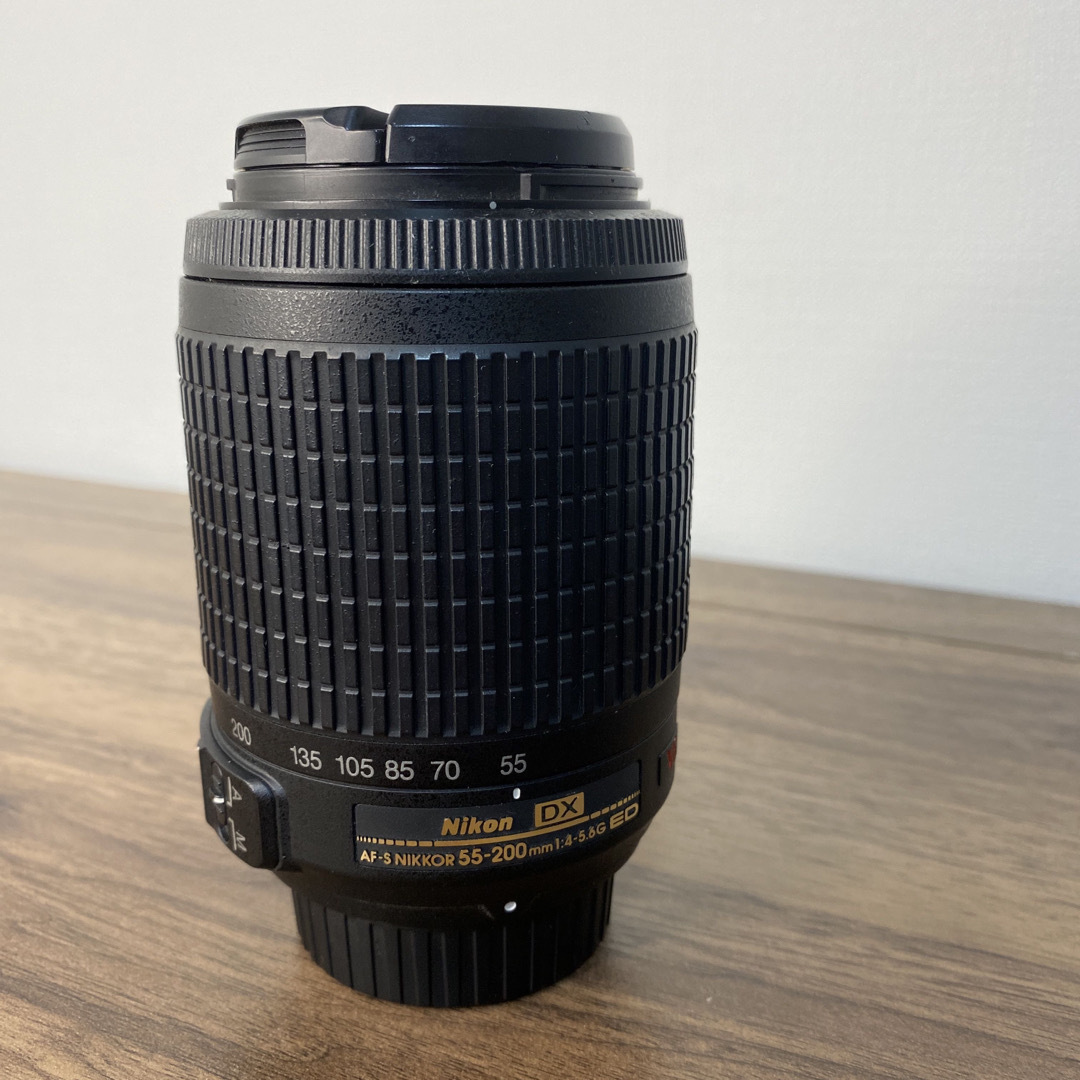 Nikon(ニコン)の【限定特価】Nikon DX AF-S 55-200mm 4-5.6G ED スマホ/家電/カメラのカメラ(レンズ(ズーム))の商品写真