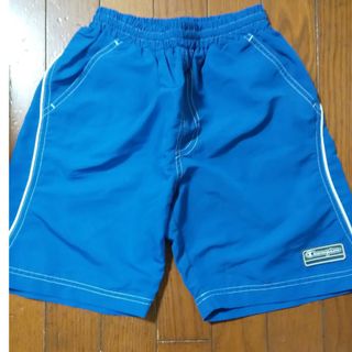 チャンピオン(Champion)の左右ポケットあり  青色、男児水着   サイズ140(水着)